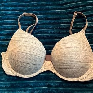 PINK Victoria’s Secret Wear Everywhere Push-Up Bra